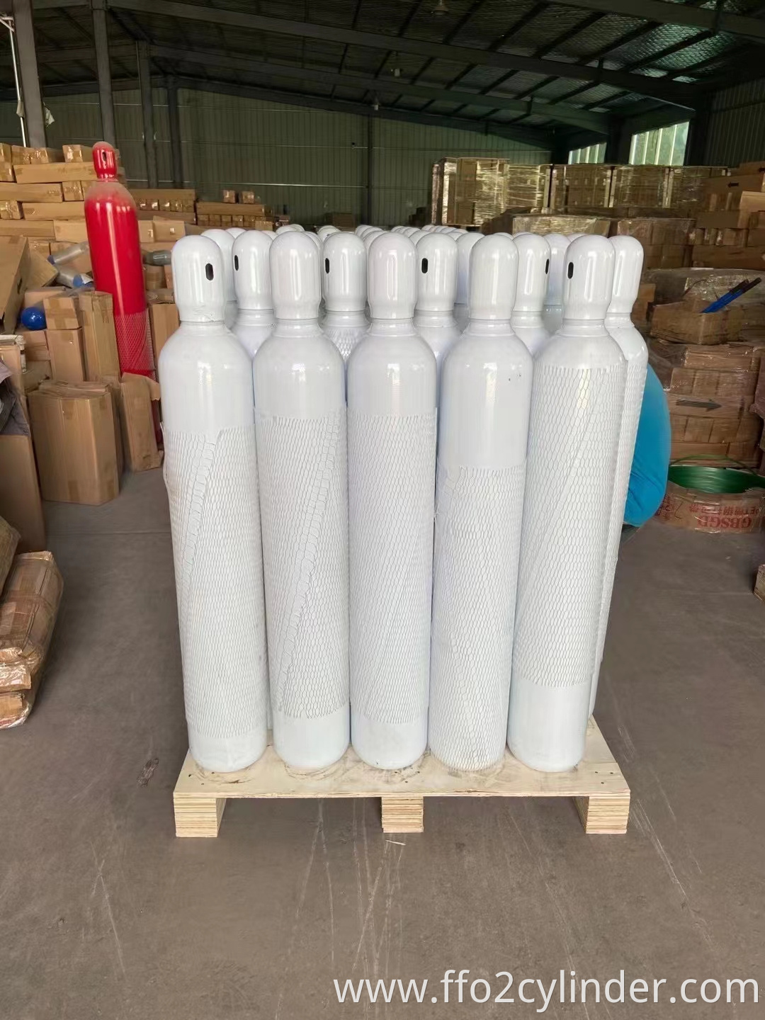 White 70L Oxygen cylinder